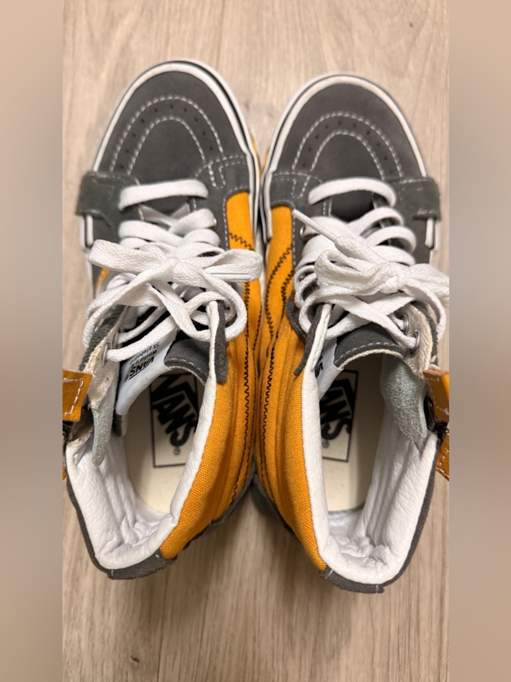 Vans Cream and White Canvas High-Top Sneaker us Men 5 / us women 6.5 - Picture 6 of 10